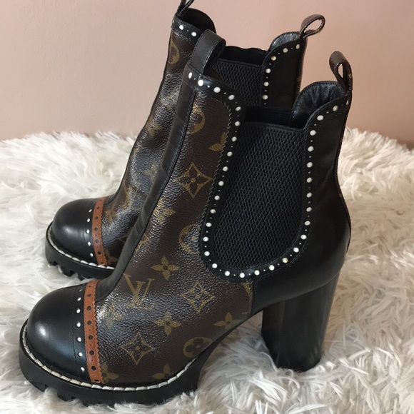 Louis Vuitton Calfskin Monogram Star Trail Ankle Boots - Picture 5 of 16
